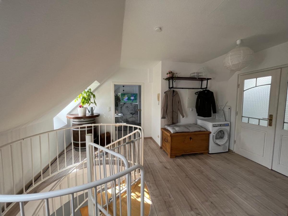 105 Qm Neues Klimatisiertes Appartment Fuer Familien Privater Parkplatz Chemnitz Exterior photo